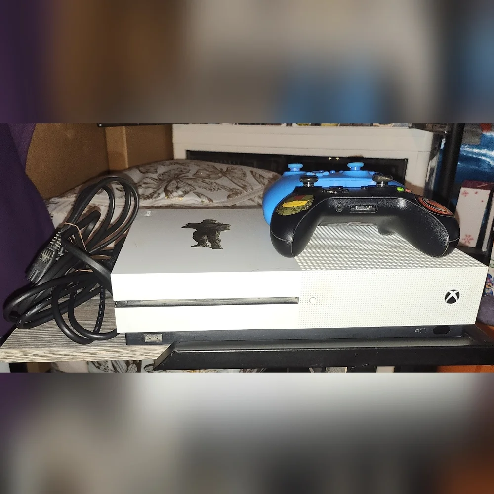 Microsoft Xbox One S 500GB White Console Bundle with 2 Controllers